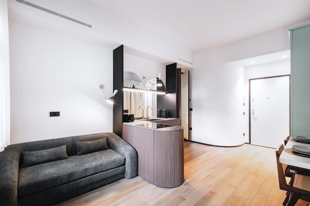 Easylife - Elegant Apartment In Sant'Ambrogio Milan Bagian luar foto